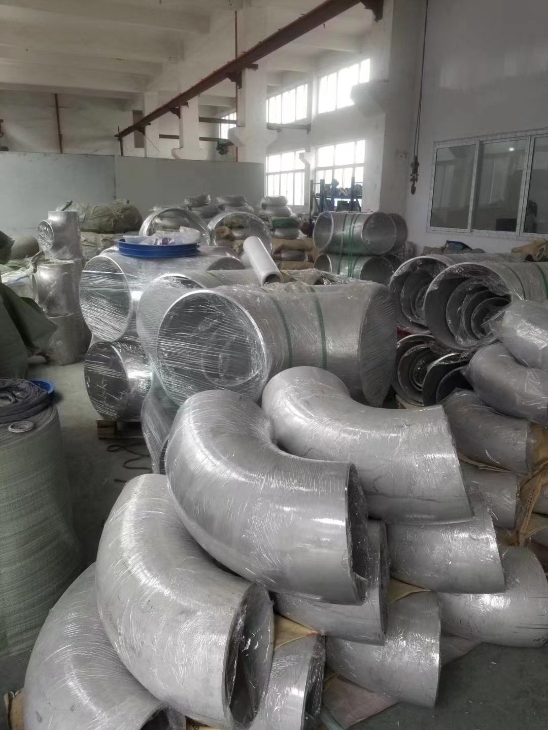 Pipe elbow — inspection